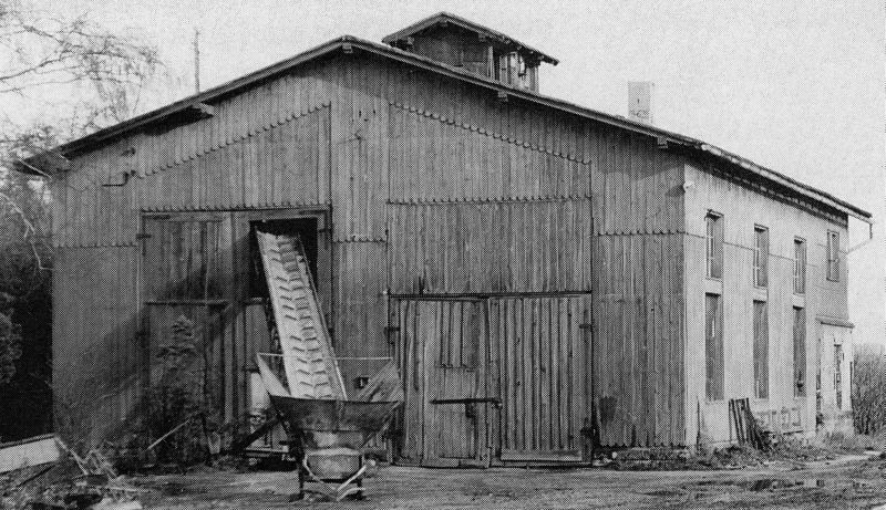 Bahnhof Possendorf - Gebäude - Lokschuppen - Lokschuppen Frontseite original