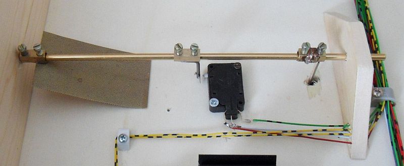 Bahnhof H&auml;nichen (Goldene H&ouml;he) - Anlagenaufbau - Weichensteuerung einfach 1